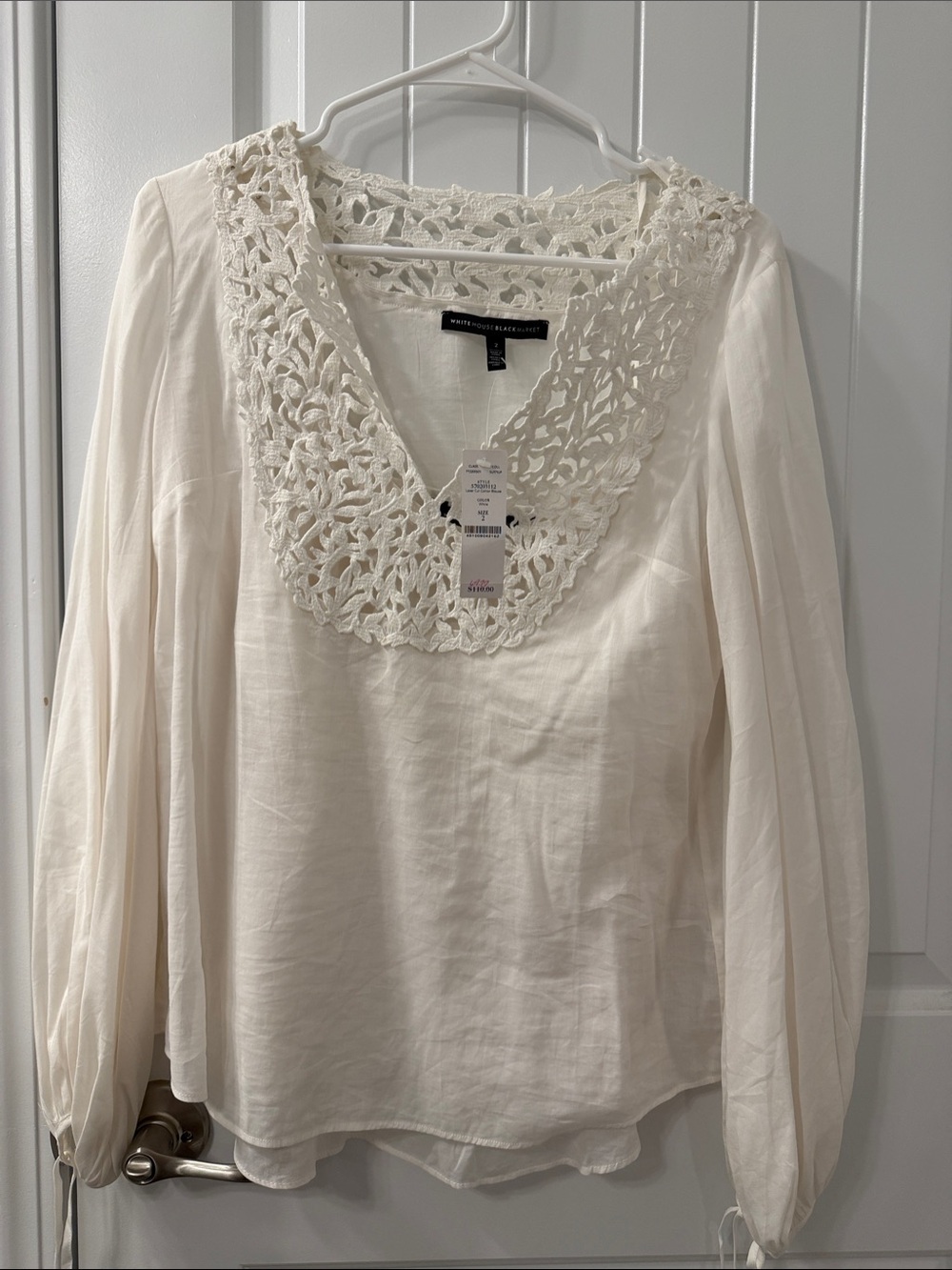 NWT White House Black size 2 Long Sleeve Blouse